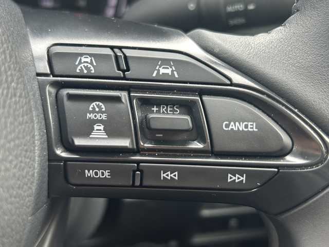 トヨタ シエンタ ハイブリッド Z 福島県 2023(令5)年 1.6万km ダークグレー 純正ナビ（USB/BT/MIRACAST）/フルセグTV/バックカメラ/全方位カメラ/ビルトインETC/純正フロアマット/トヨタセーフティセンス/前席シートヒーター/ステアリングヒーター/コーナーセンサー/パーキングアシスト/レーンキープアシスト/横滑り防止機能/レーダークルーズコントロール/フォグランプ/オートビーム/オートハイビーム/両側パワースライドドア/保証書、記録簿/スペアキー×１
