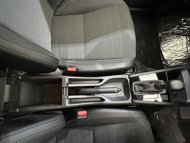 ホンダ ＷＲ－Ｖ Z+ ブラックスタイル 愛媛県 2025(令7)年 0.2万km クリスタルブラックパール ・１０型ポータブルナビ（ワンセグＴＶ・ＢＴ・ＳＤ・ＵＳＢ接続）/・クルーズコントロール　/・レーンキープアシスト　/・ステアリングリモコン　/・前後コーナーセンサー　/・衝突軽減ブレーキ　/・スペアキー