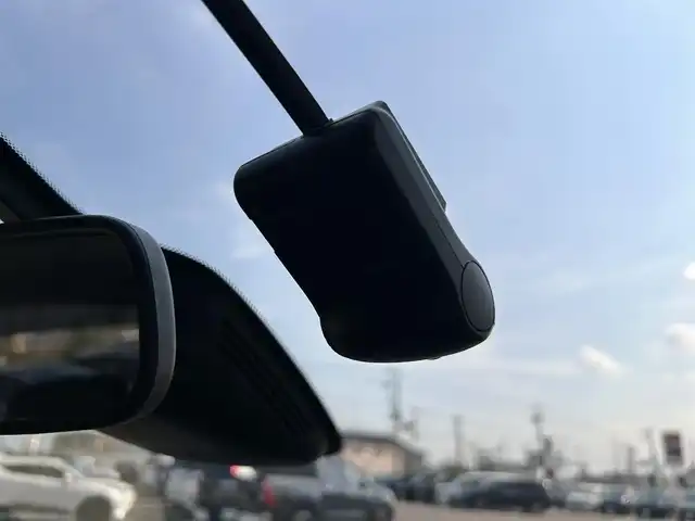 日産 セレナ ハイウェイスター プロパイロットED 茨城県 2017(平29)年 6.1万km ブリリアントホワイトパール 純正ナビゲーション（AM/FM/Bluetooth接続/AUX/USB/HDMI/SD/CD/DVD）/フリップダウンモニター付き/バックカメラ/フルセグTV/ETC/アイドリングストップ/クルーズコントロール/スマートキー/純正フロアマット/前方ドライブレコーダー/両側パワースライドドア/純正16インチアルミホイール/前後コーナーセンサー