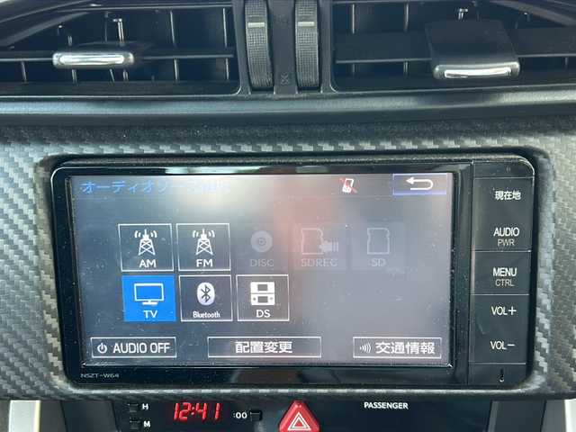 トヨタ ８６ GT 山形県 2014(平26)年 4.4万km クリスタルホワイトパール 登録時走行距離43/213KM/純正ナビ TV　BT　CD/スマートキー×２/プッシュスタート/バックカメラ/ドライブレコーダー/パドルシフト/ドアバイザー/集中ドアロック/ETC/横滑り防止装置/オートLEDヘッドライト/AAC