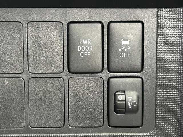 トヨタ ポルテ F 千葉県 2013(平25)年 1.2万km ブラックマイカ 禁煙車/純正7インチナビ/CD/DVD/Bluetooth/フルセグ/AM・FM/片側パワースライドドア/HIDヘッドライト/社外14インチアルミホイール/リモコンキー/取扱説明書/ドアバイザー/ダブルエアバッグ