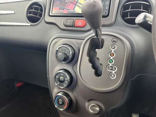 トヨタ ポルテ F 千葉県 2013(平25)年 1.2万km ブラックマイカ 禁煙車/純正7インチナビ/CD/DVD/Bluetooth/フルセグ/AM・FM/片側パワースライドドア/HIDヘッドライト/社外14インチアルミホイール/リモコンキー/取扱説明書/ドアバイザー/ダブルエアバッグ