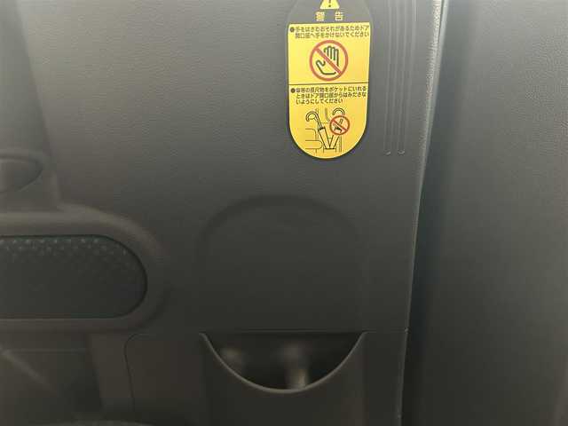 トヨタ ポルテ F 千葉県 2013(平25)年 1.2万km ブラックマイカ 禁煙車/純正7インチナビ/CD/DVD/Bluetooth/フルセグ/AM・FM/片側パワースライドドア/HIDヘッドライト/社外14インチアルミホイール/リモコンキー/取扱説明書/ドアバイザー/ダブルエアバッグ