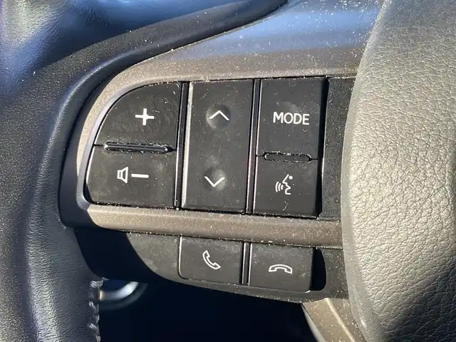 レクサス ＲＸ 450h バージョンL 愛知県 2021(令3)年 5.3万km グラファイトブラックガラスフレーク メーカー純正ナビ　/サンルーフ　/ＤＴＶ　/ＢＴ　/衝突軽減ブレーキ　/レーダークルーズコントロール　/本革シート　/パワーバックドア　/クリアランスソナー　/ブラインドスポットモニター　/ＥＴＣ２．０/純正フロアマット/ヘッドアップディスプレイ/リアクロストラフィックアラート/ＬＥＤヘッドライト/シートヒーター&ベンチレーション/ステアリングヒーター/ステアリングスイッチ