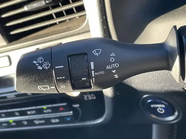 レクサス ＲＸ 450h バージョンL 愛知県 2021(令3)年 5.3万km グラファイトブラックガラスフレーク メーカー純正ナビ　/サンルーフ　/ＤＴＶ　/ＢＴ　/衝突軽減ブレーキ　/レーダークルーズコントロール　/本革シート　/パワーバックドア　/クリアランスソナー　/ブラインドスポットモニター　/ＥＴＣ２．０/純正フロアマット/ヘッドアップディスプレイ/リアクロストラフィックアラート/ＬＥＤヘッドライト/シートヒーター&ベンチレーション/ステアリングヒーター/ステアリングスイッチ