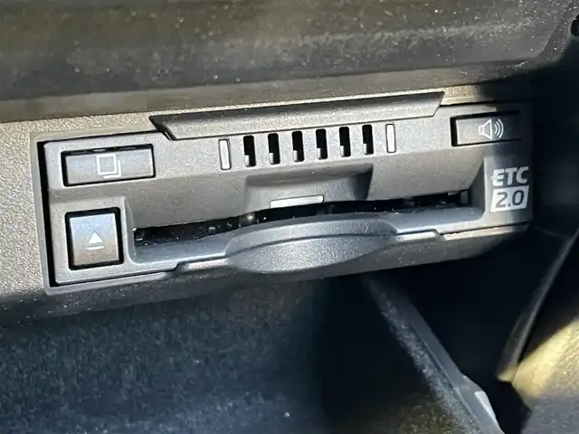 レクサス ＲＸ 450h バージョンL 愛知県 2021(令3)年 5.3万km グラファイトブラックガラスフレーク メーカー純正ナビ　/サンルーフ　/ＤＴＶ　/ＢＴ　/衝突軽減ブレーキ　/レーダークルーズコントロール　/本革シート　/パワーバックドア　/クリアランスソナー　/ブラインドスポットモニター　/ＥＴＣ２．０/純正フロアマット/ヘッドアップディスプレイ/リアクロストラフィックアラート/ＬＥＤヘッドライト/シートヒーター&ベンチレーション/ステアリングヒーター/ステアリングスイッチ