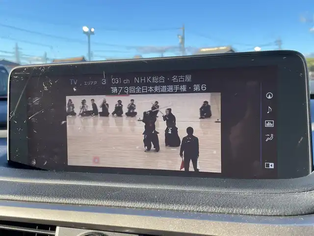 レクサス ＲＸ 450h バージョンL 愛知県 2021(令3)年 5.3万km グラファイトブラックガラスフレーク メーカー純正ナビ　/サンルーフ　/ＤＴＶ　/ＢＴ　/衝突軽減ブレーキ　/レーダークルーズコントロール　/本革シート　/パワーバックドア　/クリアランスソナー　/ブラインドスポットモニター　/ＥＴＣ２．０/純正フロアマット/ヘッドアップディスプレイ/リアクロストラフィックアラート/ＬＥＤヘッドライト/シートヒーター&ベンチレーション/ステアリングヒーター/ステアリングスイッチ