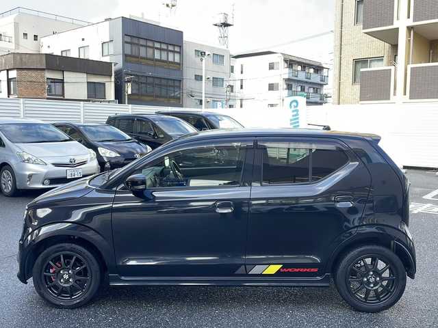 スズキ アルト ワークス 広島県 2016(平28)年 6.6万km ブルーイッシュブラックパール3 /登録時走行距離/　　　　　　　65720キロ/アイドリングストップ/社外ナビ/バックカメラ/地デジ/パドルシフト/ETC/新車時整備手帳/　　【保証書】/取扱説明書/