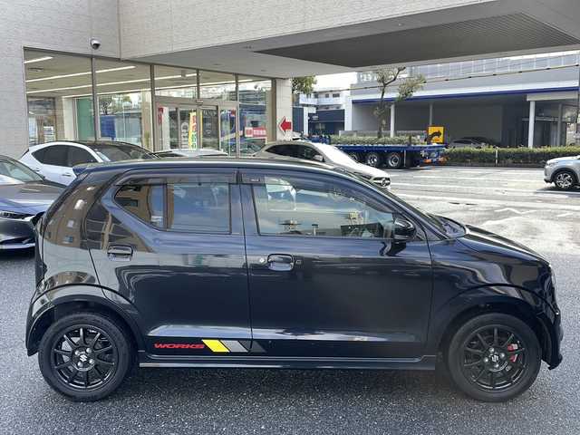 スズキ アルト ワークス 広島県 2016(平28)年 6.6万km ブルーイッシュブラックパール3 /登録時走行距離/　　　　　　　65720キロ/アイドリングストップ/社外ナビ/バックカメラ/地デジ/パドルシフト/ETC/新車時整備手帳/　　【保証書】/取扱説明書/