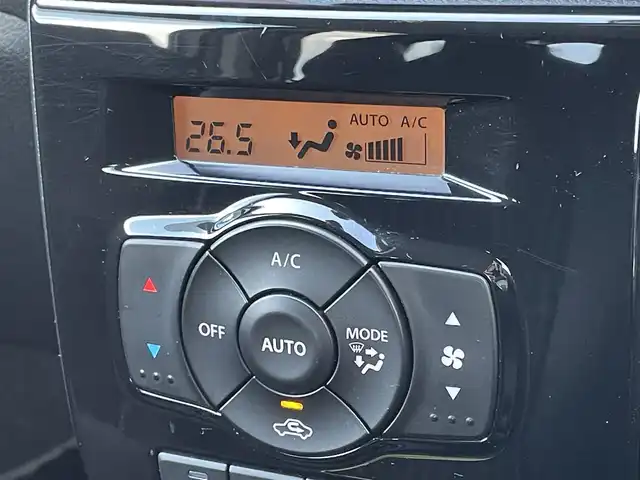 スズキ アルト ワークス 香川県 2016(平28)年 6.6万km ブルーイッシュブラックパール3 パナソニック7型ＳＤナビ【CN-MW250D】/(DVD/FM.AM)/フルセグＴＶ　/バックカメラ　/レカロシート　/革巻きステアリング　/パドルシフト　/純正フロアマット　/純正１５インチアルミホイール　/オートライト　/ＭＴモード付ＡＴ　/ドアバイザー/横滑り防止システム/衝突軽減システム/ＥＴＣ/スマートキー/プッシュスタート