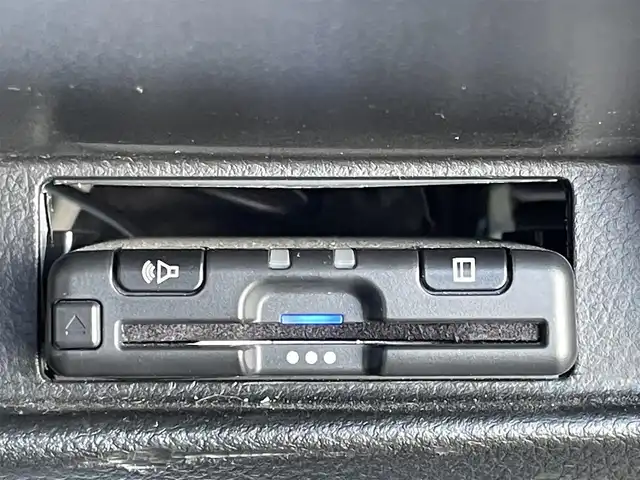 スズキ アルト ワークス 香川県 2016(平28)年 6.6万km ブルーイッシュブラックパール3 パナソニック7型ＳＤナビ【CN-MW250D】/(DVD/FM.AM)/フルセグＴＶ　/バックカメラ　/レカロシート　/革巻きステアリング　/パドルシフト　/純正フロアマット　/純正１５インチアルミホイール　/オートライト　/ＭＴモード付ＡＴ　/ドアバイザー/横滑り防止システム/衝突軽減システム/ＥＴＣ/スマートキー/プッシュスタート