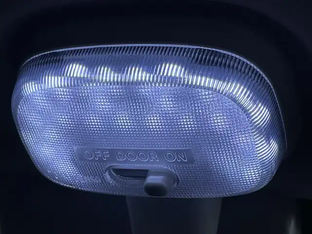 スズキ アルト ワークス 香川県 2016(平28)年 6.6万km ブルーイッシュブラックパール3 パナソニック7型ＳＤナビ【CN-MW250D】/(DVD/FM.AM)/フルセグＴＶ　/バックカメラ　/レカロシート　/革巻きステアリング　/パドルシフト　/純正フロアマット　/純正１５インチアルミホイール　/オートライト　/ＭＴモード付ＡＴ　/ドアバイザー/横滑り防止システム/衝突軽減システム/ＥＴＣ/スマートキー/プッシュスタート