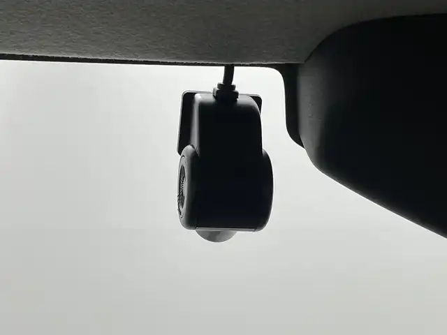 スズキ スペーシア カスタム HYBRID XS 岡山県 2023(令5)年 2.6万km ブルーイッシュブラックパール3 純正9インチディスプレイオーディオ/【ナビ/Bluetooth/フルセグTV/Carplay/USB】/全方位モニター/両側パワースライドドア/純正ドライブレコーダー（前後）/追従型クルーズコントロール/前席シートヒーター/ステアリングヒーター/オートブレーキホールド/衝突軽減ブレーキ/ハーフレザーシート/ヘッドアップディスプレイ/ビルトインETC/LEDヘッドライト/フォグランプ/純正15インチアルミホイール/スマートキー×2