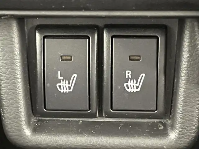 スズキ スペーシア カスタム HYBRID XS 岡山県 2023(令5)年 2.6万km ブルーイッシュブラックパール3 純正9インチディスプレイオーディオ/【ナビ/Bluetooth/フルセグTV/Carplay/USB】/全方位モニター/両側パワースライドドア/純正ドライブレコーダー（前後）/追従型クルーズコントロール/前席シートヒーター/ステアリングヒーター/オートブレーキホールド/衝突軽減ブレーキ/ハーフレザーシート/ヘッドアップディスプレイ/ビルトインETC/LEDヘッドライト/フォグランプ/純正15インチアルミホイール/スマートキー×2