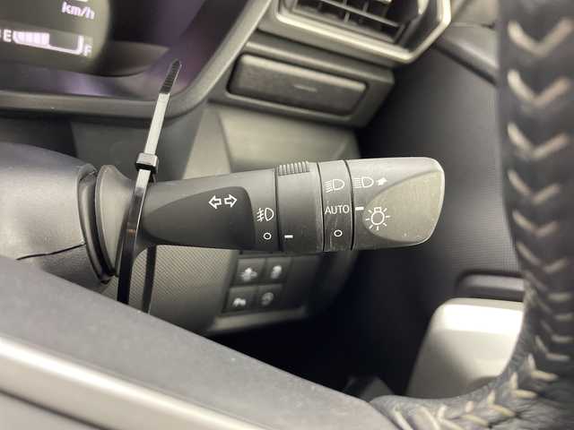 トヨタ ライズ Z 愛知県 2022(令4)年 2.4万km ブラックマイカメタリック ワンオーナー/純正9インチディスプレイオーディオ/【HDMI/Bluetooth/フルセグTV/AppleCarPlay/AndroidAuto/USB/AM/FM】/スマートパノラマパーキングパッケージ/パノラミックビュー/スマートパノラマパーキングアシスト(駐車支援システム)/ETC/17インチ純正アルミホイール/スマートアシスト/衝突回避支援ブレーキ/衝突警報/車線逸脱警報/車線逸脱抑制/ふらつき警報/露側逸脱警報/ブレーキ制御付誤発進抑制(前方・後方)/先行車発進お知らせ/アダプティブドライビングビーム/コーナーセンサー(フロント・リヤ)/標識認識/全車速追従機能付ACC(停止保持機能あり)/サイドビューランプ/レーンキープコントロール/横滑り防止装置/アイドリングストップ/ヒルスタートアシスト/前席シートヒーター/オートエアコン/純正フロアマット/革巻きステアリング/スペアタイヤ/スペアキー/新車保証書・取扱説明書