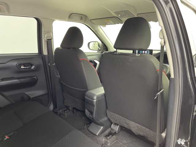 トヨタ ライズ Z 愛知県 2022(令4)年 2.4万km ブラックマイカメタリック ワンオーナー/純正9インチディスプレイオーディオ/【HDMI/Bluetooth/フルセグTV/AppleCarPlay/AndroidAuto/USB/AM/FM】/スマートパノラマパーキングパッケージ/パノラミックビュー/スマートパノラマパーキングアシスト(駐車支援システム)/ETC/17インチ純正アルミホイール/スマートアシスト/衝突回避支援ブレーキ/衝突警報/車線逸脱警報/車線逸脱抑制/ふらつき警報/露側逸脱警報/ブレーキ制御付誤発進抑制(前方・後方)/先行車発進お知らせ/アダプティブドライビングビーム/コーナーセンサー(フロント・リヤ)/標識認識/全車速追従機能付ACC(停止保持機能あり)/サイドビューランプ/レーンキープコントロール/横滑り防止装置/アイドリングストップ/ヒルスタートアシスト/前席シートヒーター/オートエアコン/純正フロアマット/革巻きステアリング/スペアタイヤ/スペアキー/新車保証書・取扱説明書