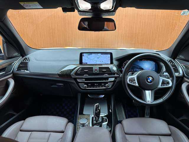 ＢＭＷ ＢＭＷ Ｘ３ xDrive20d Mスポーツ 千葉県 2020(令2)年 4.5万km 白 ＡＣＣ　/茶革シート　/パノラマＳＲ　/ナビ　/３６０°カメラ　/衝突軽減Ｂ　/ＬＫＡ　/ＢＳＭ　/パーキングアシスト　/電動シート　/シートヒーター　/電動リアゲート　/ＬＥＤヘッドライト　/オートハイビーム　/ＥＴＣ