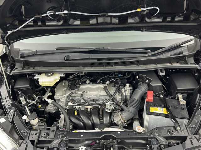 トヨタ ヴォクシー ZS 煌Ⅱ 三重県 2020(令2)年 1.9万km ブラック 禁煙車/純正9インチナビ/CD/DVD/BT/MSV/フルセグTV/バックカメラ/クルーズコントロール/オートハイビーム/プリクラッシュセーフティ/車線逸脱システム/両側パワースライドドア/純正16インチAW/ETC/スマートキー/純正LEDライト/フォグライト