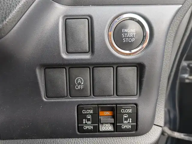 トヨタ ヴォクシー ZS 栃木県 2014(平26)年 12.7万km ブラッキッシュアゲハガラスフレーク (株)IDOMが運営する【じしゃロン宇都宮店】の自社ローン対象車両になります。こちらは現金またはオートローンご利用時の価格です。自社ローンご希望の方は別途その旨お申付け下さい/ALPINE製SDナビ/CD/DVD/BT/TV/ALPINE製フリップダウンモニター/両側パワースライドドア/ETC/バックカメラ/ドライブレコーダー/プッシュスタート/スマートキー/純正16インチAW/ドアミラーウインカー/ドアバイザー