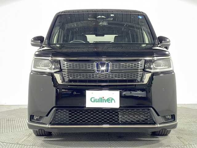ホンダ ステップワゴン スパーダ eHEV 広島県 2022(令4)年 2.8万km クリスタルブラックパール 純正11.4型ナビ/純正15.6型フリップダウンモニター/両側パワースライドドア/バックカメラ/ハーフレザーシート/シートヒーター/パワーテールゲート/オットマン/ホンダセンシング/・衝突軽減ブレーキ/・誤発進抑制機能/・アダプティブクルーズコントロール/・レーンキープアシスト/・オートハイビーム/・パーキングセンサー/・ブラインドスポットインフォメーション/パドルシフト/LEDヘッドランプ/純正16インチAW/USB入力端子/ETC