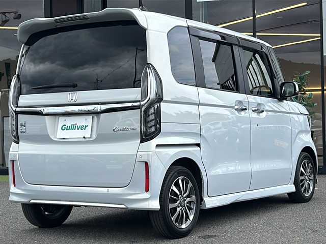 ホンダ Ｎ ＢＯＸ カスタム L 大阪府 2022(令4)年 3.8万km プレミアムサンライトホワイトパール 純正７型ナビ　/バックカメラ　/Ｂｌｕｅｔｏｏｔｈ　/フルセグテレビ　/CD/DVD　/前後ドライブレコーダー　　/ビルドインＥＴＣ　/シートヒーター　/ホンダセンシング　/レーダークルーズコントロール　/パワースライド　/コーナーセンサー　/ＬＥＤ　/オートライト　/アイドリングストップ　/純正オーディオ　/純正フロアマット　/純正ホイール　/プッシュスタート　/スマートキー　