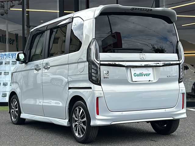 ホンダ Ｎ ＢＯＸ カスタム L 大阪府 2022(令4)年 3.8万km プレミアムサンライトホワイトパール 純正７型ナビ　/バックカメラ　/Ｂｌｕｅｔｏｏｔｈ　/フルセグテレビ　/CD/DVD　/前後ドライブレコーダー　　/ビルドインＥＴＣ　/シートヒーター　/ホンダセンシング　/レーダークルーズコントロール　/パワースライド　/コーナーセンサー　/ＬＥＤ　/オートライト　/アイドリングストップ　/純正オーディオ　/純正フロアマット　/純正ホイール　/プッシュスタート　/スマートキー　