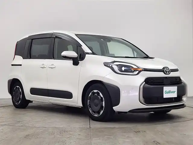 トヨタ シエンタ ハイブリッド Z 愛知県 2023(令5)年 1.5万km ホワイトパールクリスタルシャイン トヨタセーフティーセンス/オートクルーズコントロール/純正１０インチナビ/・フルセグTV/・Bluetooth/・Applecarplay/・FM/AM/アラウンドビューモニター/AC100V/両側パワースライドドア　/ブラインドスポットモニター　/カーテンエアバック　/クリアランスソナー　/ＬＥＤライト/オートハイビーム/ＥＴＣ　