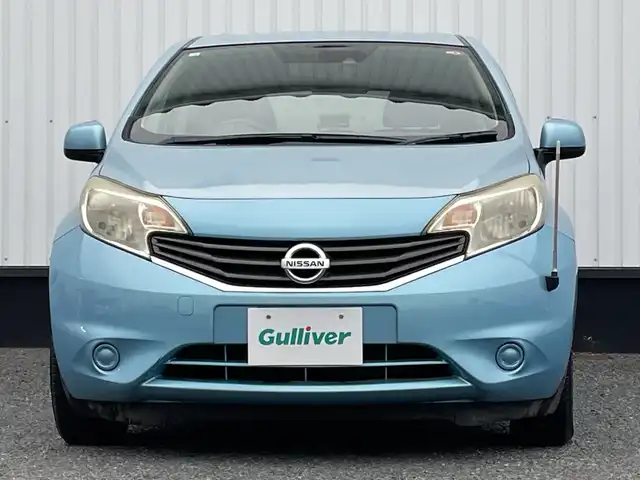 日産 ノート X DIG－S エマージェンシーB 千葉県 2014(平26)年 4.7万km ソニックブルー 社外ディスプレイオーディオ/(BT/FM/AM)/バックカメラ/衝突被害軽減システム/車線逸脱警報/横滑り防止装置/ETC/ドライブレコーダー/アイドリングストップ/プッシュスタート/スマートキー/フロアマット/スペアキー