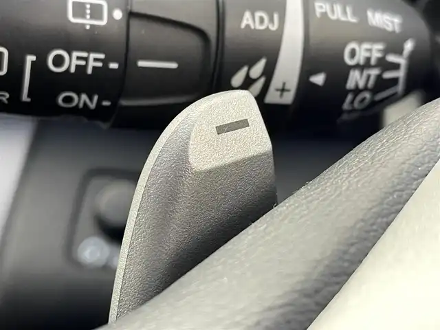 ホンダ ステップワゴン スパーダ Z 群馬県 2013(平25)年 7.9万km ポリッシュドメタルメタリック 禁煙車　純正９型ナビ　社外後席モニター　Ｂモニター　両側パワスラ　Ｈ．Ｉ．Ｄ　フォグランプ　オートライト　オートエアコン　電格ミラー　ステリモ　ビルトインＥＴＣ　スマートキー　スペアキー　純正アルミ