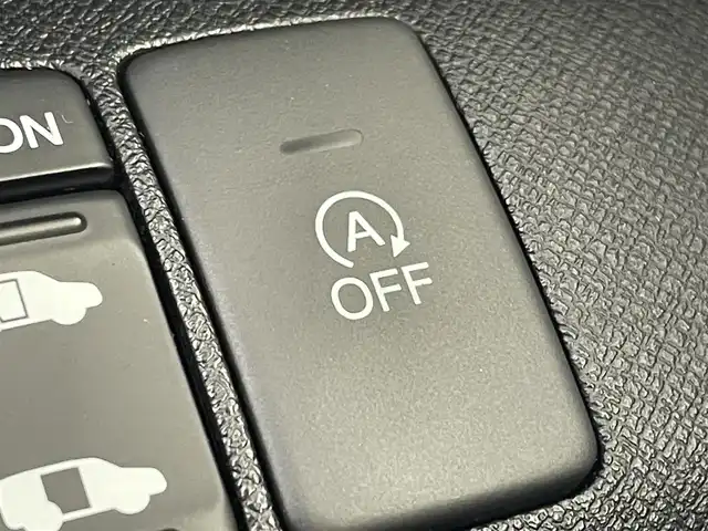 ホンダ ステップワゴン スパーダ Z 群馬県 2013(平25)年 7.9万km ポリッシュドメタルメタリック 禁煙車　純正９型ナビ　社外後席モニター　Ｂモニター　両側パワスラ　Ｈ．Ｉ．Ｄ　フォグランプ　オートライト　オートエアコン　電格ミラー　ステリモ　ビルトインＥＴＣ　スマートキー　スペアキー　純正アルミ