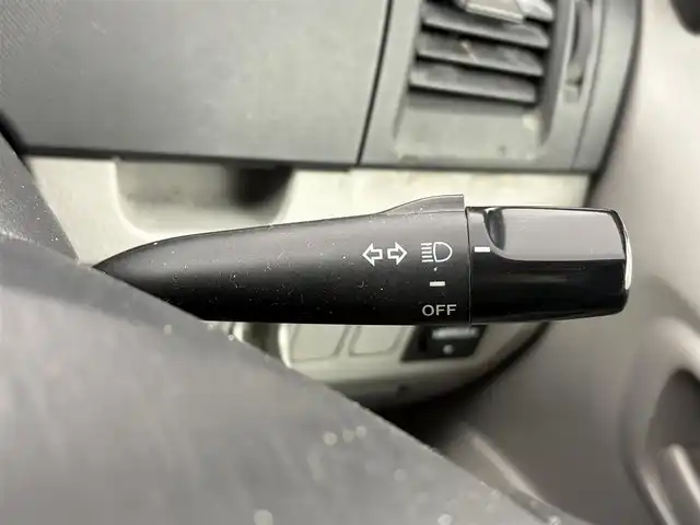 トヨタ ヴォクシー X Gエディション 愛知県 2002(平14)年 13.3万km ライトローズマイカM 社外7インチナビ/ワンセグTV/HDMI端子/両側イージークローザードア/ハロゲンヘッドライト/純正AW/純正フロアマット/スマートキー