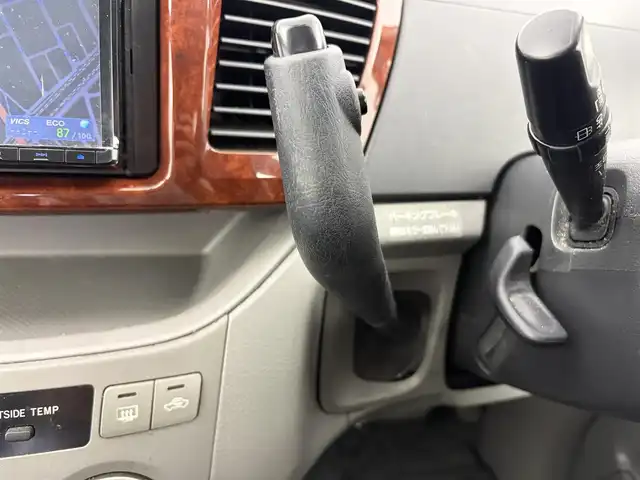 トヨタ ヴォクシー X Gエディション 愛知県 2002(平14)年 13.3万km ライトローズマイカM 社外7インチナビ/ワンセグTV/HDMI端子/両側イージークローザードア/ハロゲンヘッドライト/純正AW/純正フロアマット/スマートキー