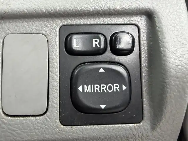 トヨタ ヴォクシー X Gエディション 愛知県 2002(平14)年 13.3万km ライトローズマイカM 社外7インチナビ/ワンセグTV/HDMI端子/両側イージークローザードア/ハロゲンヘッドライト/純正AW/純正フロアマット/スマートキー