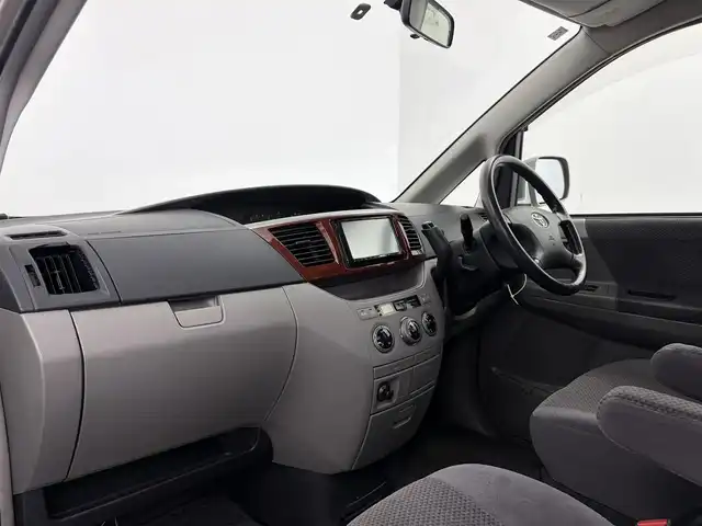 トヨタ ヴォクシー X Gエディション 愛知県 2002(平14)年 13.3万km ライトローズマイカM 社外7インチナビ/ワンセグTV/HDMI端子/両側イージークローザードア/ハロゲンヘッドライト/純正AW/純正フロアマット/スマートキー