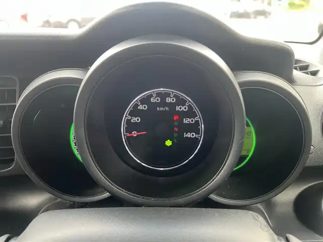 ホンダ Ｎ ＢＯＸ SSパッケージ 秋田県 2015(平27)年 3.4万km プレミアムホワイトパール 純正オーディオ（AM/FM/CD）/衝突軽減システム/４WD/ワンセグ/バックカメラ/純正アルミ/スマートキー/両側パワスラ/アイドリングストップ/コーナーセンサー/プッシュスタート/前席シートヒーター/ステアリングスイッチ/純正フロアマット/純正ドアバイザー/ETC/社外エンジンスターター/オートライト/オートエアコン/パワーステアリング/パワーウィンドウ/電動格納ウィンカーミラー/保証書/取扱説明書/記録簿