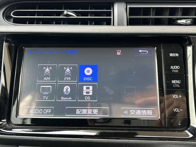 トヨタ アクア X－URBAN 静岡県 2016(平28)年 7.5万km ブラックマイカ 純正ナビ/・AM/FM/・CD/DVD/・SD/・TV/・Bluetooth/・USB/主要装備/・ＥＴＣ/・衝突被害軽減システム/・シートヒーター/・バックカメラ/・レーンキープアシスト/・オートハイビーム/・LEDヘッドライト/・フォグランプ/・ステアリングスイッチ/・横滑り防止装置/・ｎａｎｏｅ/・コーナーセンサー/・ドライブレコーダー