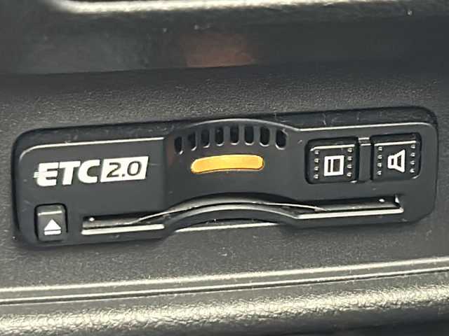 ホンダ オデッセイ アブソルート ホンダセンシング 福岡県 2017(平29)年 5.2万km プレミアムヴィーナスブラックP 純ナビVXM-184VFi(AM/FM/CD/DVD/ワンセグTV/USB/SD/BT)/バックカメラ/社外前方ドライブレコーダー/ビルトインETC/ホンダセンシング/・衝突軽減ブレーキ/・車線逸脱警報/・クルーズコントロール追従あり/両側パワースライドドア/D席パワーシート/オートライト/フォグランプ/電動格納ミラー/ステアリングスイッチ/パドルシフト/プッシュスタート/純正ドアバイザー/後席サンシェード/ISOFIX/W+サイド+カーテンエアバック