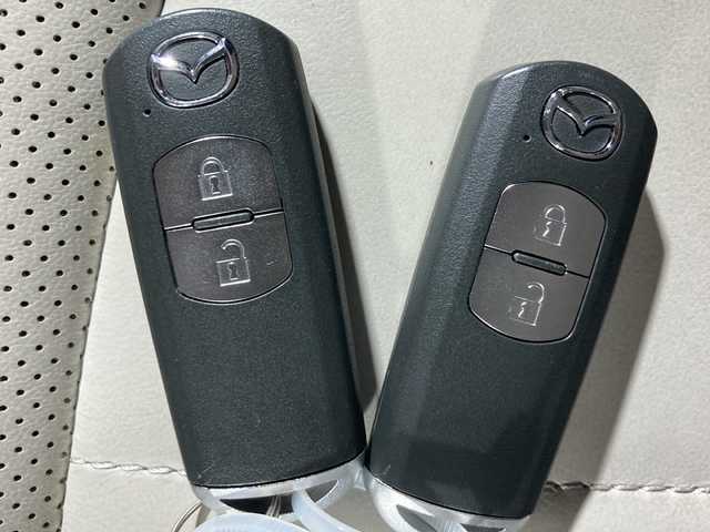 マツダ ＣＸ－３ 20S Lパッケージ 広島県 2018(平30)年 1.9万km ソウルレッドクリスタルM 衝突軽減/コーナーセンサー/純正コネクトナビ/・フルセグ、CD、DVD、USB、AUX、Bluetooth/３６０°ビューモニター/ETC/ドライブレコーダー/電子パーキング/オートホールド/ステアリングヒーター/前席シートヒーター/シートメモリー/パワーシート/パドルシフト/LEDオートライト/フォグランプ/純正フロアマット/純正１８AW/アイドリングストップ/スマートキー/スペアキー/プッシュスタート