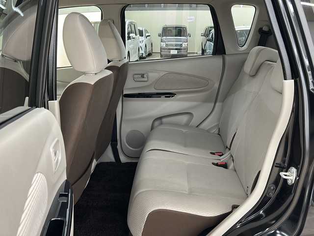 日産 デイズ X 道央・札幌 2018(平30)年 5.7万km ブラック /4WD//純正ナビ/(フルセグ/CD/SD/Bluetooth)//アラウンドビューカメラ//運転席シートヒーター//スマートキー//オートエアコン//ETC//衝突被害軽減ブレーキ//電動格納式ミラー//横滑り防止装置//ステアリングスイッチ//アイドリングストップ//ホイール付きスタッドレス積み込み
