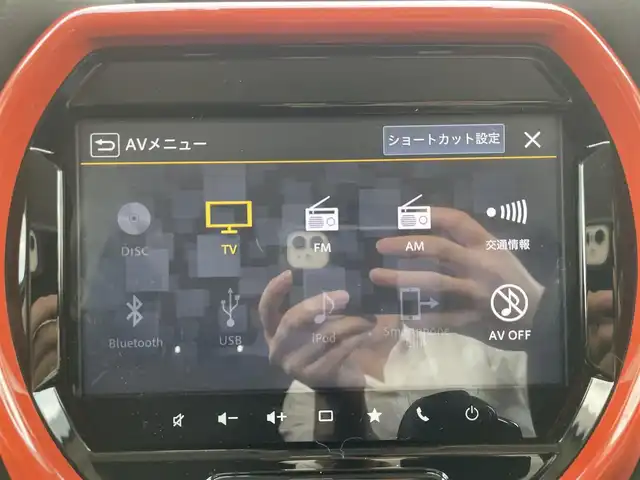 スズキ ハスラー HYBRID X 群馬県 2022(令4)年 1.2万km ピュアホワイトP 純正9インチナビ/（CD/DVD/Bluetooth/USB/スマホ連携）/フルセグテレビ/全方位モニター/セーフティサポート/・デュアルセンサーブレーキ/・誤発進抑制/・車線逸脱警報/・ふらつき警報/・先行車発進お知らせ/・ハイビームアシスト/・標識認識/・後退時ブレーキサポート/・後方誤発進抑制/ステアリングリモコン/コーナーセンサー/シートヒーター/LEDヘッドランプ/純正15インチアルミホイール