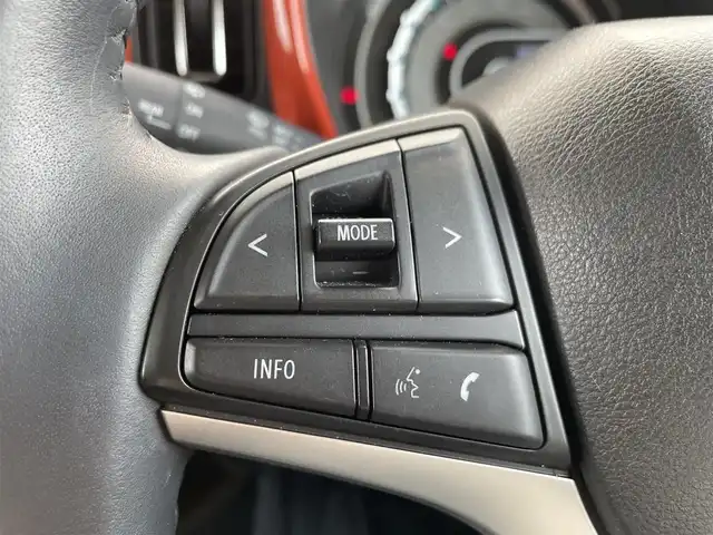 スズキ ハスラー HYBRID X 群馬県 2022(令4)年 1.2万km ピュアホワイトP 純正9インチナビ/（CD/DVD/Bluetooth/USB/スマホ連携）/フルセグテレビ/全方位モニター/セーフティサポート/・デュアルセンサーブレーキ/・誤発進抑制/・車線逸脱警報/・ふらつき警報/・先行車発進お知らせ/・ハイビームアシスト/・標識認識/・後退時ブレーキサポート/・後方誤発進抑制/ステアリングリモコン/コーナーセンサー/シートヒーター/LEDヘッドランプ/純正15インチアルミホイール
