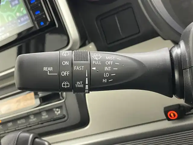 スズキ スペーシア HYBRID X 岡山県 2023(令5)年 0.2万km ピュアホワイトP 社外ナビ/MDV-D309BTW/（CD/DVD/TV/BT)/バックカメラ/両側パワースライドドア/前後ドライブレコーダー/社外LEDヘッドライト/オートライト/シートヒーター/社外フロアマット/社外ドアバイザー/スペアキー