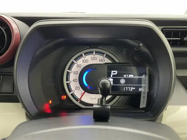 スズキ スペーシア HYBRID X 岡山県 2023(令5)年 0.2万km ピュアホワイトP 社外ナビ/MDV-D309BTW/（CD/DVD/TV/BT)/バックカメラ/両側パワースライドドア/前後ドライブレコーダー/社外LEDヘッドライト/オートライト/シートヒーター/社外フロアマット/社外ドアバイザー/スペアキー