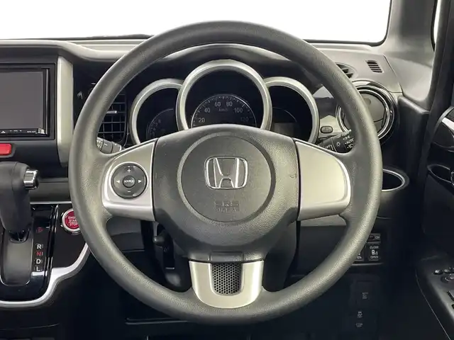 ホンダ Ｎ ＢＯＸ カスタム G Lパッケージ 新潟県 2015(平27)年 6.3万km スマートブラック 社外メモリナビ/フルセグテレビ/バックカメラ/ウィンカーミラー/ドアバイザー/プッシュスタート/両側パワースライドドア/ETC/HID/アイドリングストップ　/純正１４インチアルミホイール　/純正フロアマット　