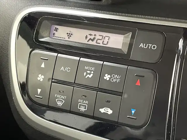 ホンダ Ｎ ＢＯＸ カスタム G Lパッケージ 新潟県 2015(平27)年 6.3万km スマートブラック 社外メモリナビ/フルセグテレビ/バックカメラ/ウィンカーミラー/ドアバイザー/プッシュスタート/両側パワースライドドア/ETC/HID/アイドリングストップ　/純正１４インチアルミホイール　/純正フロアマット　