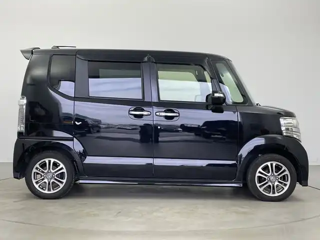 ホンダ Ｎ ＢＯＸ カスタム G Lパッケージ 新潟県 2015(平27)年 6.3万km スマートブラック 社外メモリナビ/フルセグテレビ/バックカメラ/ウィンカーミラー/ドアバイザー/プッシュスタート/両側パワースライドドア/ETC/HID/アイドリングストップ　/純正１４インチアルミホイール　/純正フロアマット　