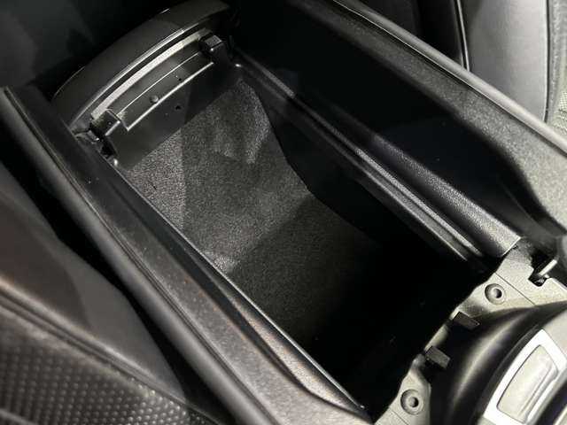 メルセデス・ベンツ Ｍ・ベンツ ＣＬＳ２２０ｄ スポーツ エクスクルーシブPKG 千葉県 2022(令4)年 4.3万km オブシディアンブラック ガラスＳＲ　/ナッパ黒革シート　/Ｂｕｒｍｅｓｔｅｒ　/ＡＣＣ　/ナビ　/ＴＶ　/３６０°ＣａｒＰｌａｙ　/Ｂｌｕｅｔｏｏｔｈ接続　/ＨＵＤ　/シートＨ　/ベンチレーション　/電動トランク　/アクティブパーキングアシスト