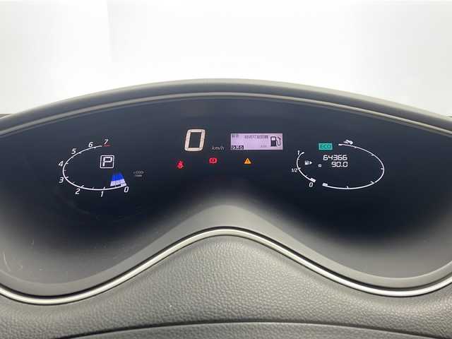 日産 セレナ HWS S HV Vセレ Aセーフ 愛知県 2015(平27)年 6.5万km インペリアルアンバーP 純正ナビ/【Bluetooth/フルセグTV/CD/DVD/USB/AM/FM】/両側パワースライドドア/純正フリップダウンモニター/全方位カメラ/衝突被害軽減ブレーキ/レーンアシスト/横滑り防止装置/クルーズコントロール/サンシェード/格納式テーブル/ETC/スマートキー/プッシュスタート/オートライト/電動格納ミラー/純正16インチアルミホイール