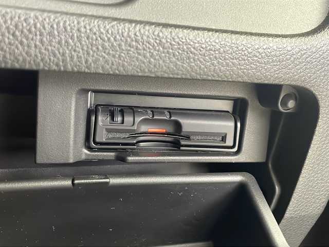 日産 セレナ HWS S HV Vセレ Aセーフ 愛知県 2015(平27)年 6.5万km インペリアルアンバーP 純正ナビ/【Bluetooth/フルセグTV/CD/DVD/USB/AM/FM】/両側パワースライドドア/純正フリップダウンモニター/全方位カメラ/衝突被害軽減ブレーキ/レーンアシスト/横滑り防止装置/クルーズコントロール/サンシェード/格納式テーブル/ETC/スマートキー/プッシュスタート/オートライト/電動格納ミラー/純正16インチアルミホイール