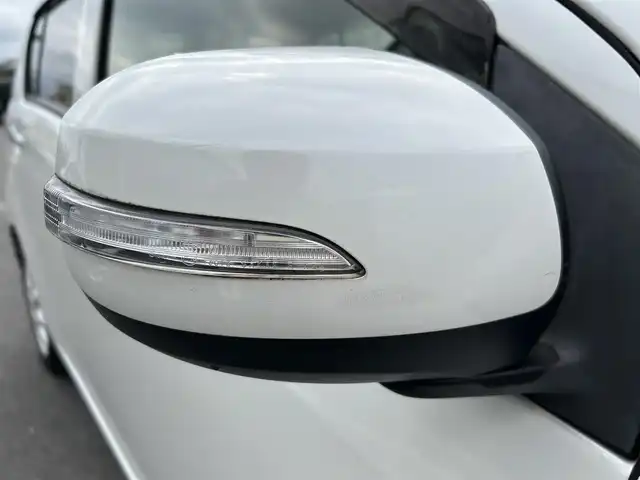 ダイハツ ミラ イース G スマートセレクションSA 長崎県 2014(平26)年 7.6万km パールホワイトⅢ プッシュスタート/スマートキー/ecoIDLE/オートエアコン/社外ディスプレイオーディオ(BT/FM/AM/CD)/　　(FH-8500DVS)/純正ラバー製フロアマット/純正14インチアルミホイール/ABS/横滑り防止装置/盗難防止装置/SRSダブル・サイドエアバッグ/スマートアシスト/ISOFIX/取扱説明書